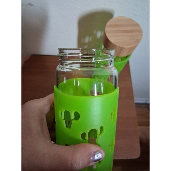 NWT Cactus Water Bottle Bundle Rustic Western Y2K Silicone Glass 2 Pack Green - Picture 4 of 4
